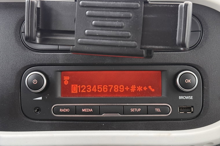 Vehicle Image 21