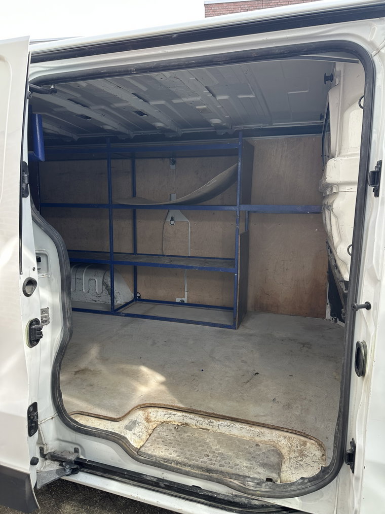 Vehicle Image 18