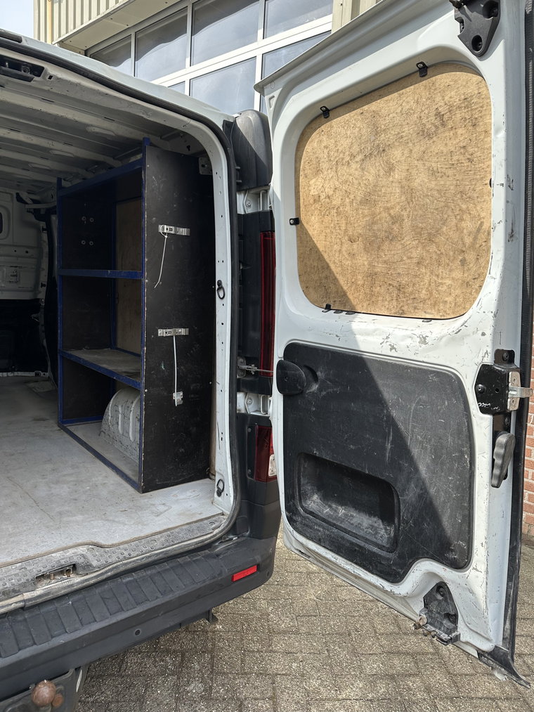 Vehicle Image 22