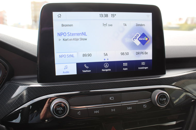 Vehicle Image 15