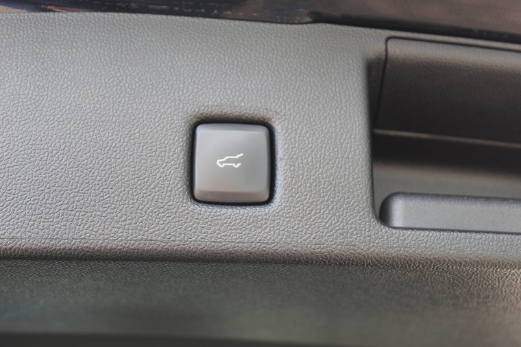 Vehicle Image 37