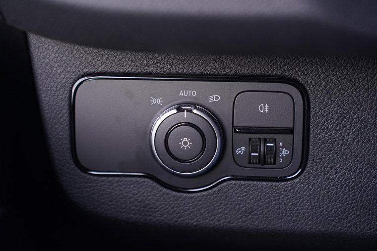 Vehicle Image 39