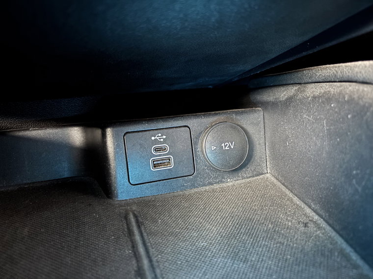 Vehicle Image 39