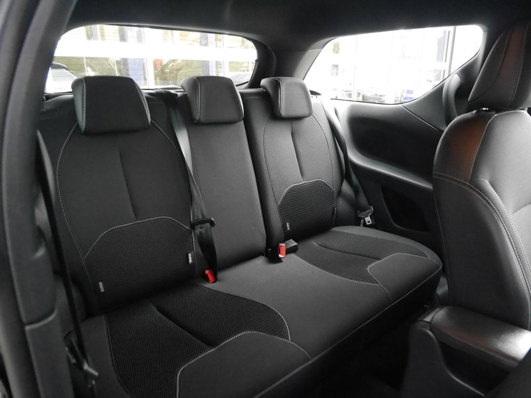 Vehicle Image 11