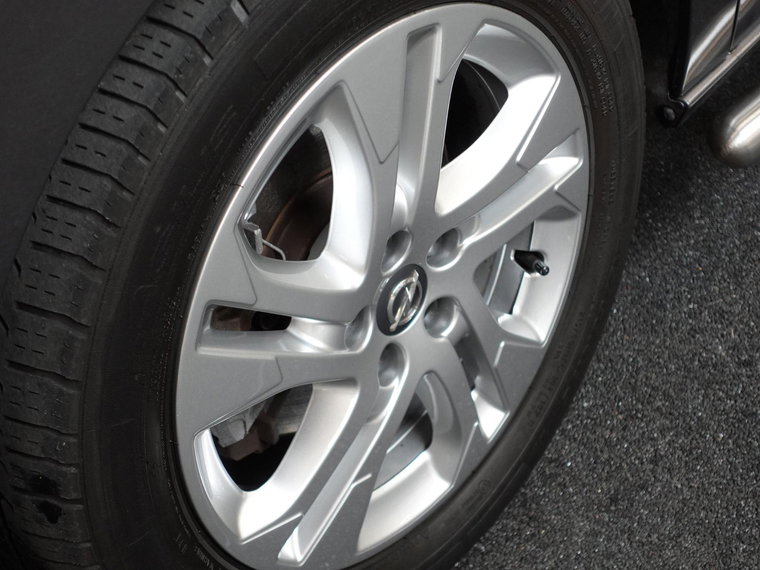 Vehicle Image 11