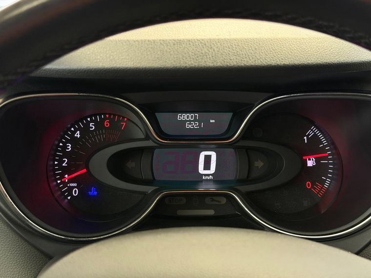 Vehicle Image 32
