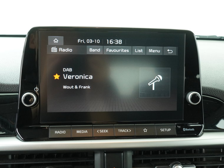 Vehicle Image 30