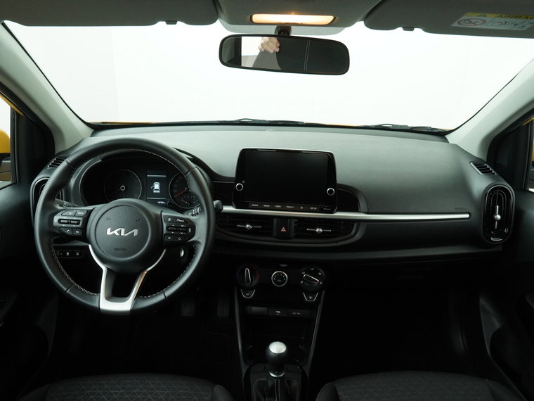 Vehicle Image 38