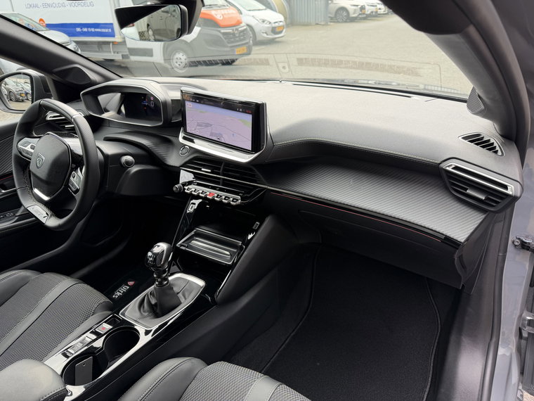 Vehicle Image 36
