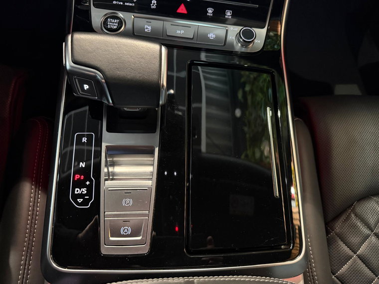 Vehicle Image 39