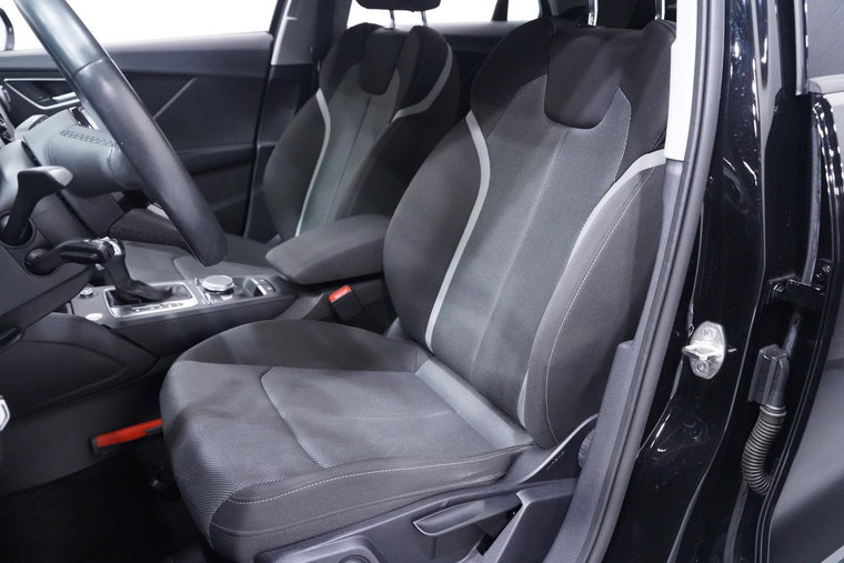 Vehicle Image 37