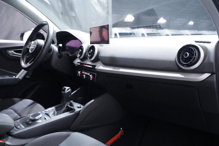 Vehicle Image 39