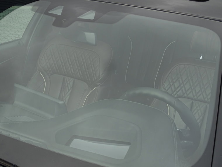 Vehicle Image 60