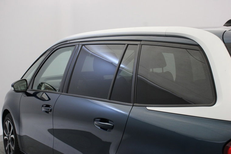 Vehicle Image 35