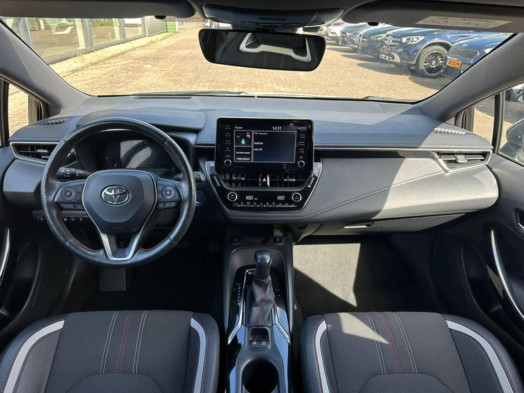 Vehicle Image 12