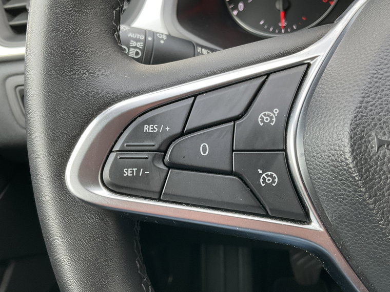 Vehicle Image 26