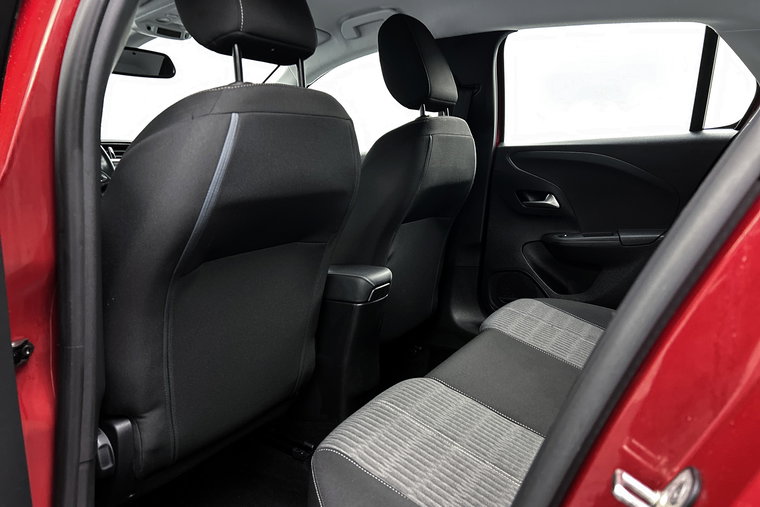 Vehicle Image 15