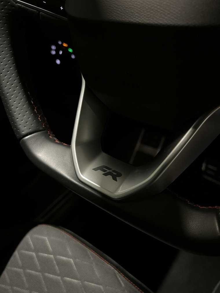 Vehicle Image 22