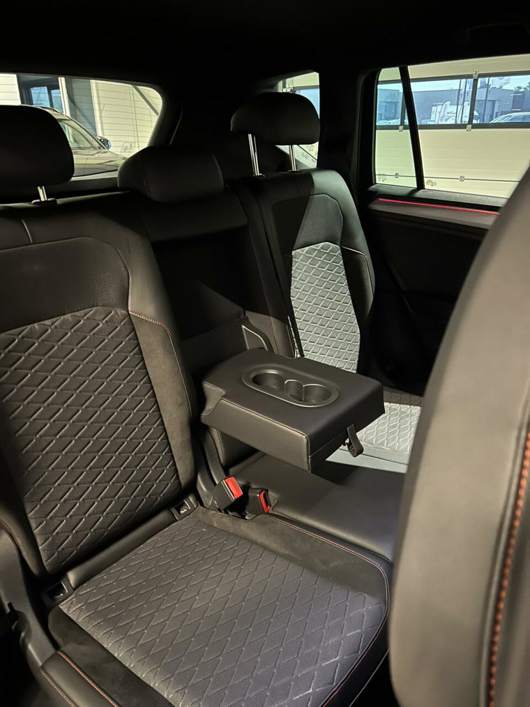 Vehicle Image 37