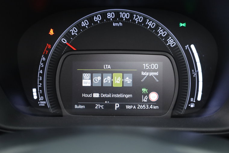Vehicle Image 13