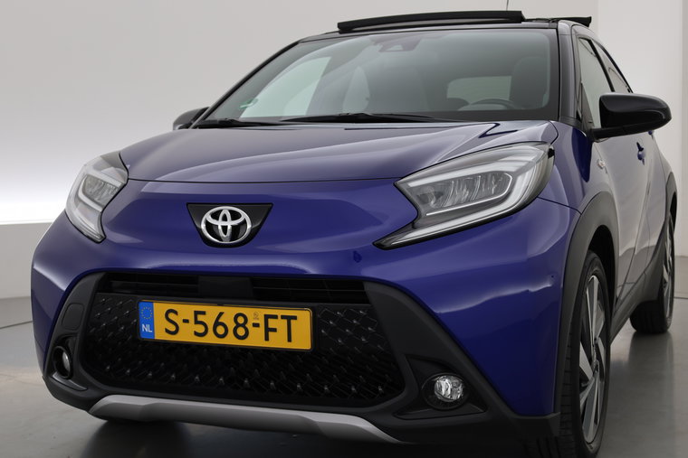 Vehicle Image 30