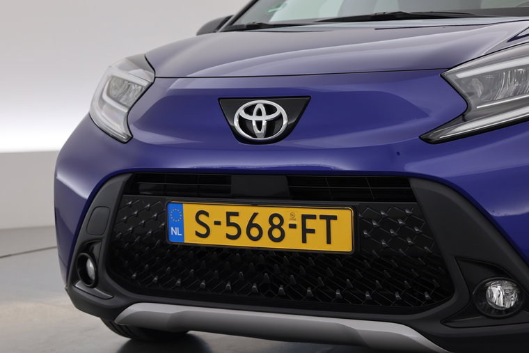 Vehicle Image 31
