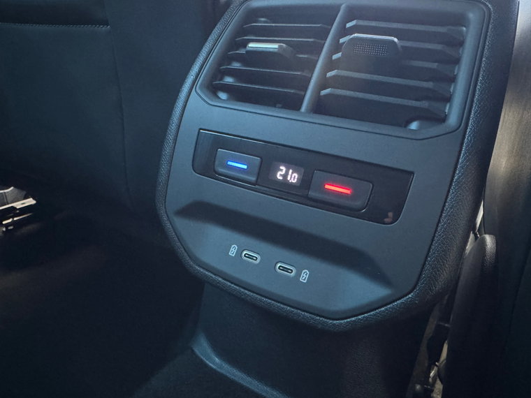 Vehicle Image 53