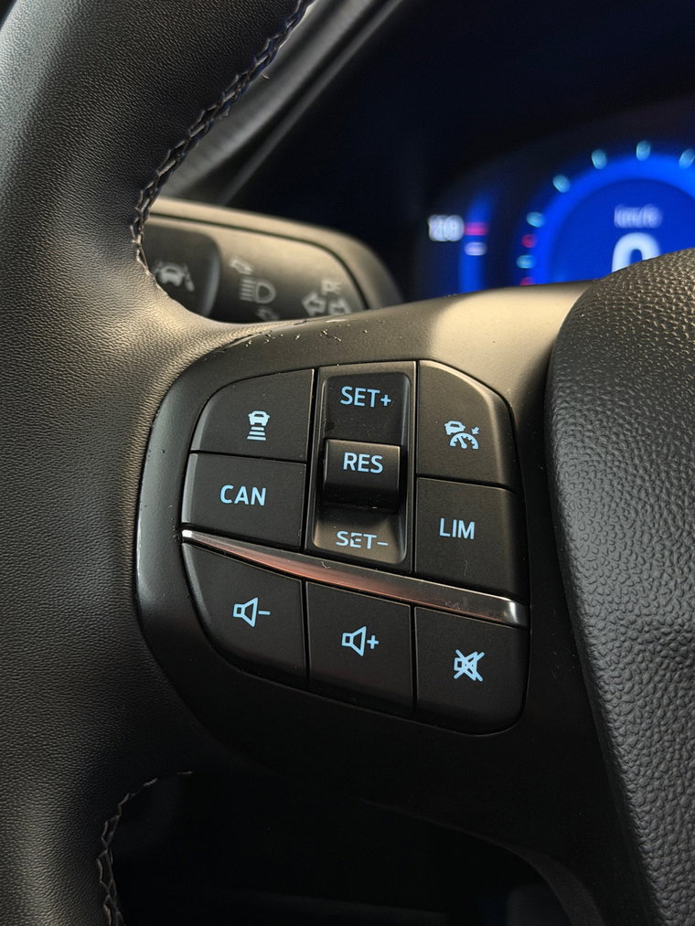 Vehicle Image 34