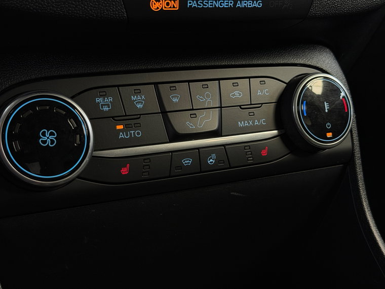 Vehicle Image 35