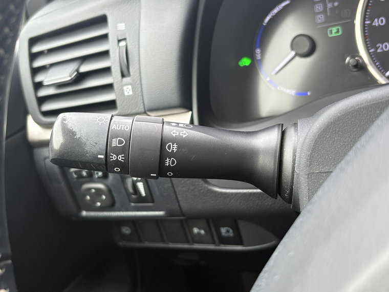 Vehicle Image 24