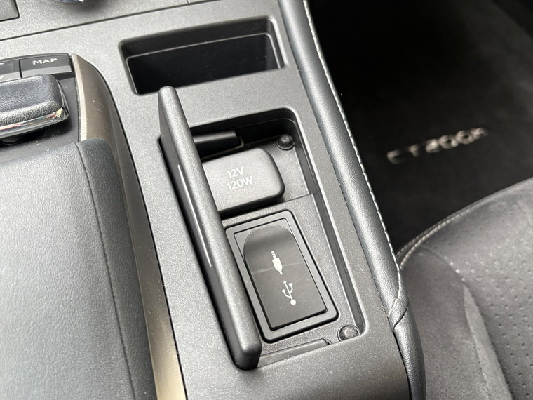 Vehicle Image 36