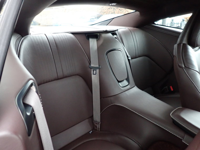 Vehicle Image 25