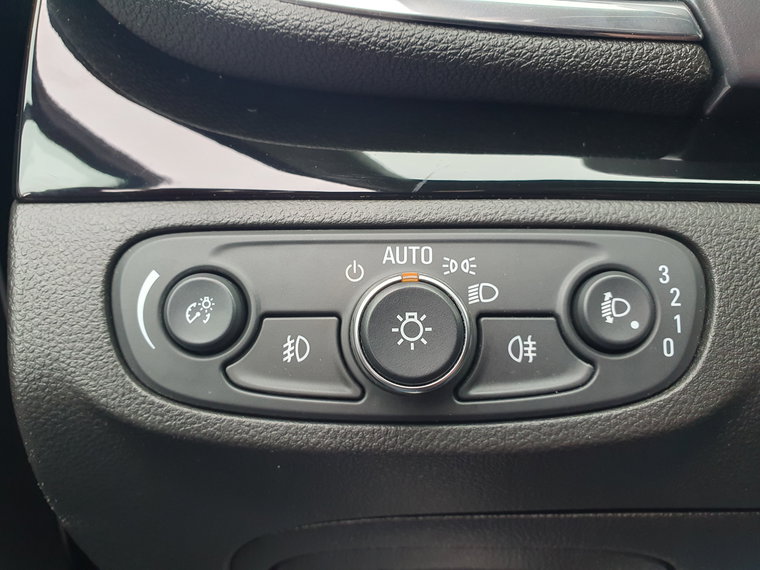 Vehicle Image 40