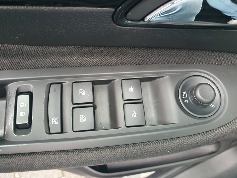 Vehicle Image 41