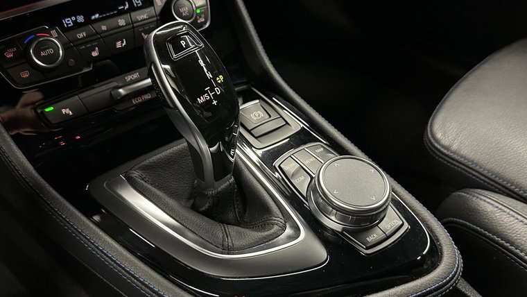 Vehicle Image 50