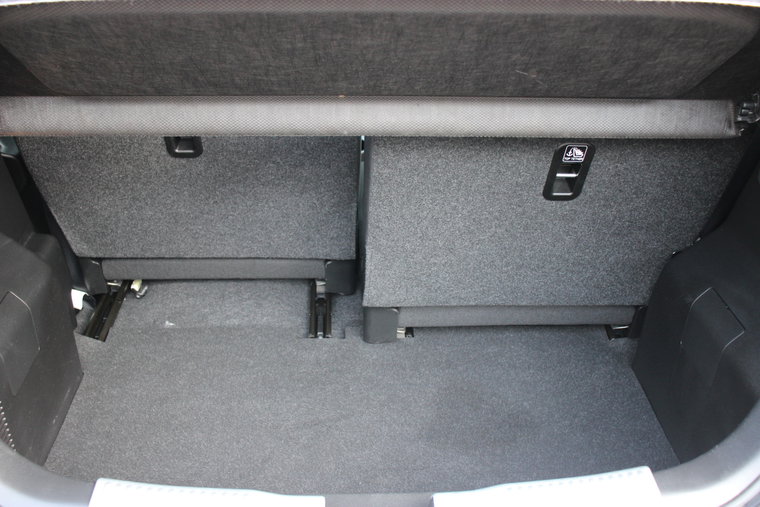 Vehicle Image 23
