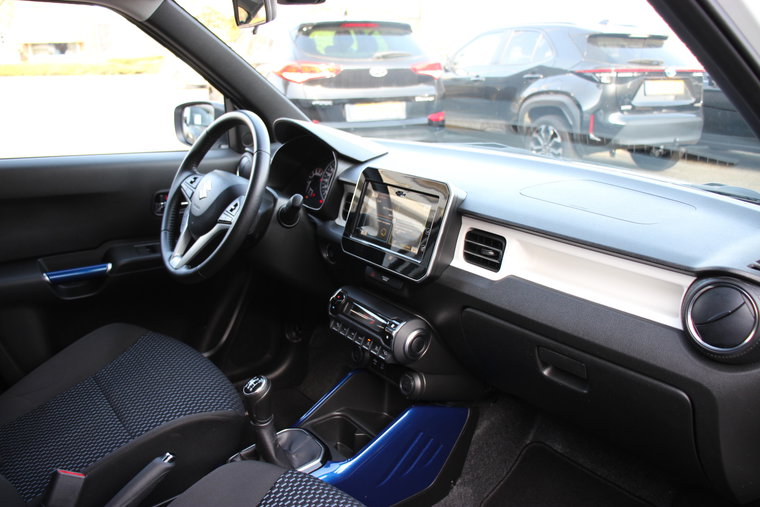 Vehicle Image 7