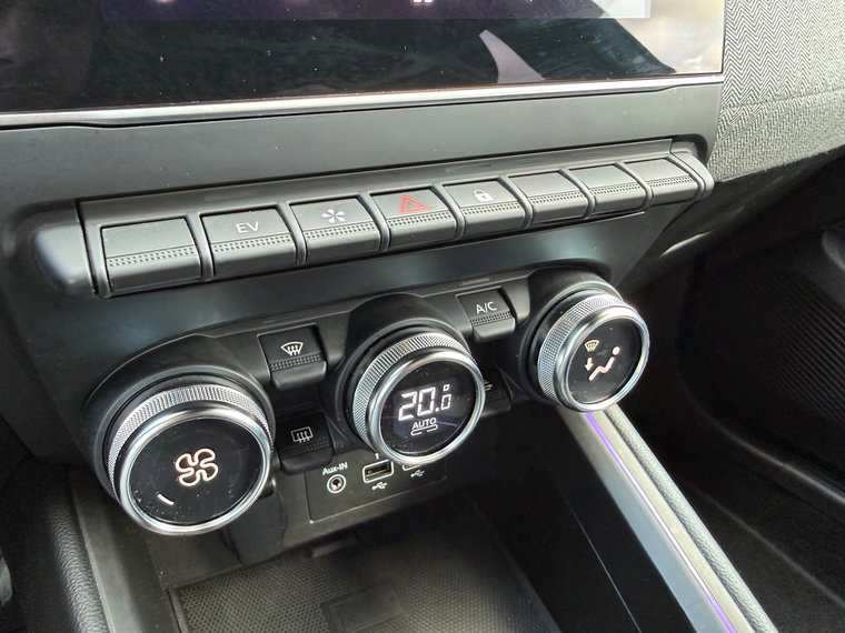 Vehicle Image 37