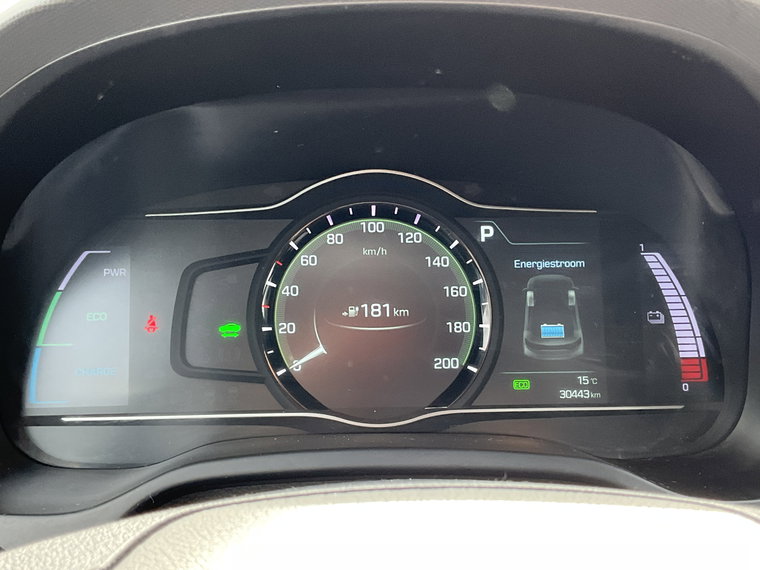 Vehicle Image 30