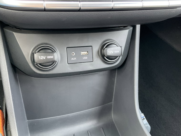 Vehicle Image 33