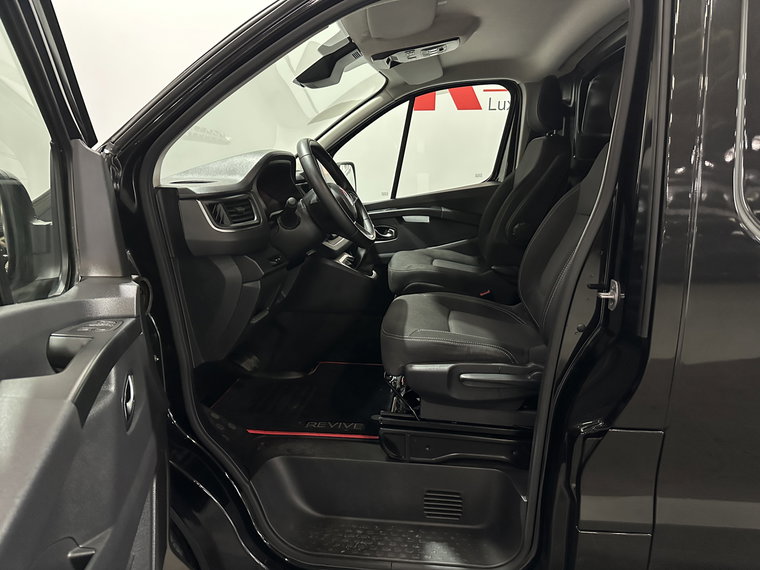 Vehicle Image 26