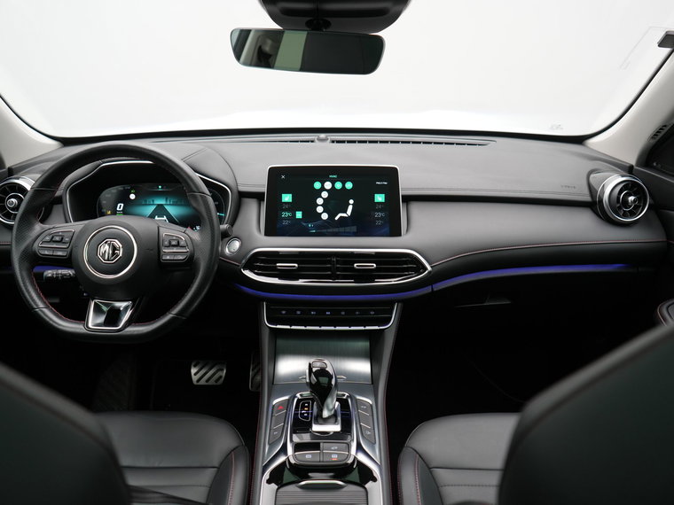 Vehicle Image 16