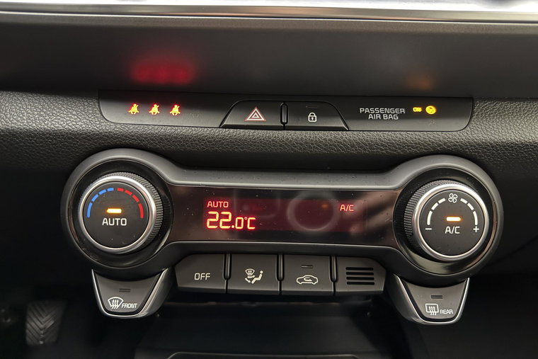 Vehicle Image 26