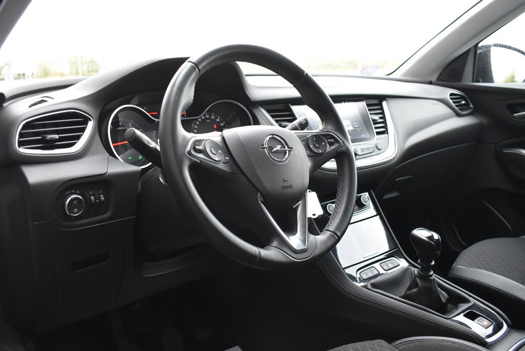 Vehicle Image 19
