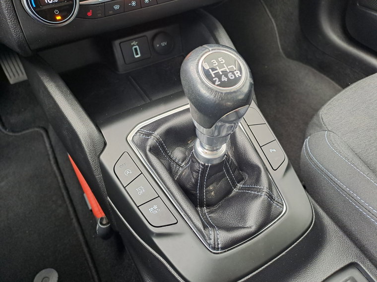 Vehicle Image 26