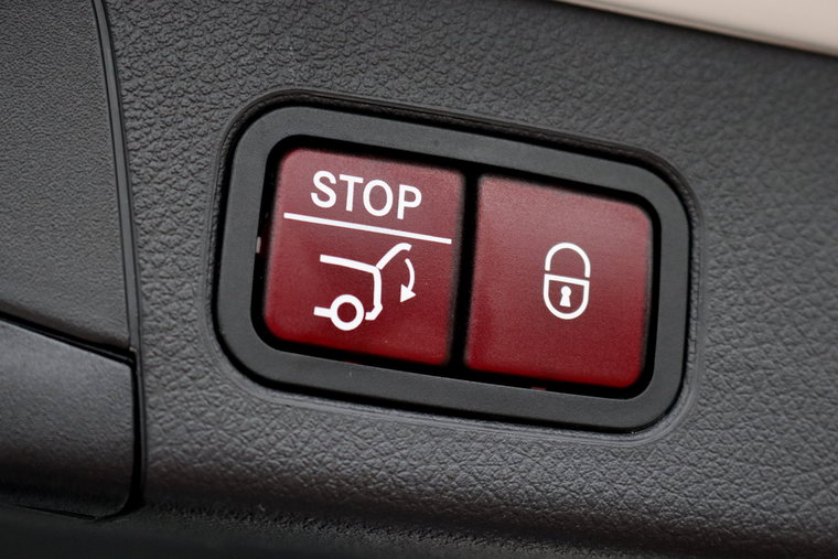 Vehicle Image 35