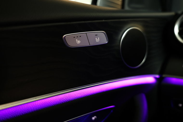 Vehicle Image 30