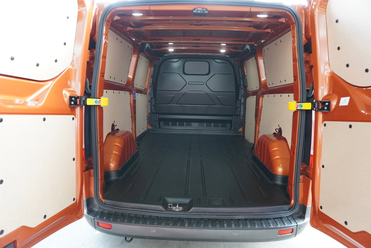 Vehicle Image 13