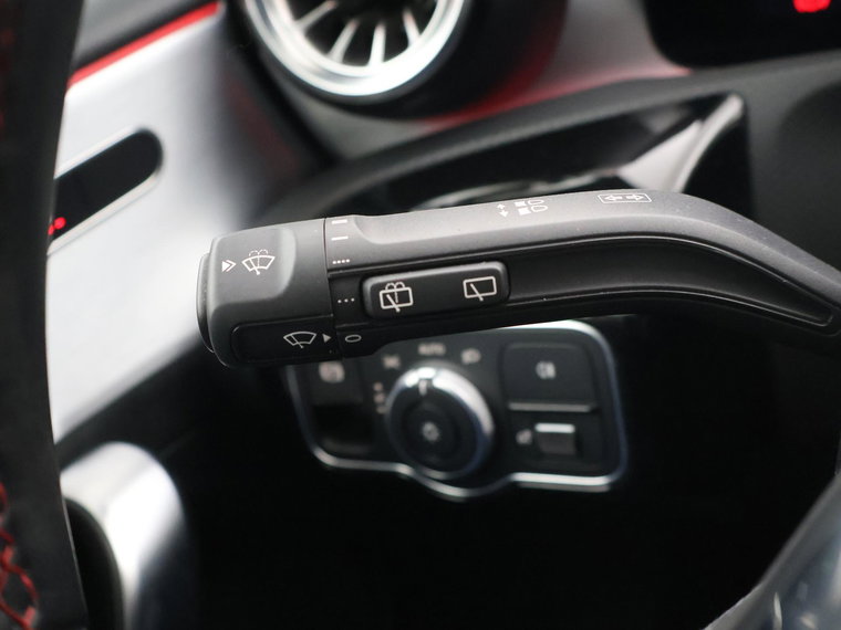 Vehicle Image 39