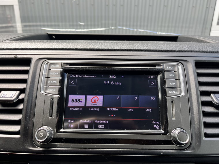 Vehicle Image 36